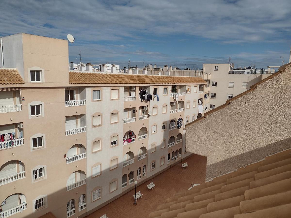 Sunny Appartment With Pool Torrevieja Center 외부 사진